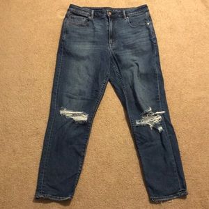 American Eagle Mom Jeans